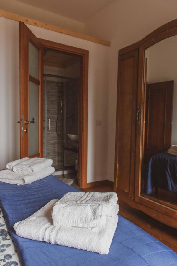 Bed And Breakfast Humus Sapiens Castiglione Chiavarese Luaran gambar